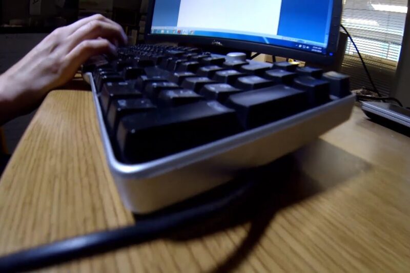 Fake online reviews: How easily can you buy a reputation? (CBC Marketplace)